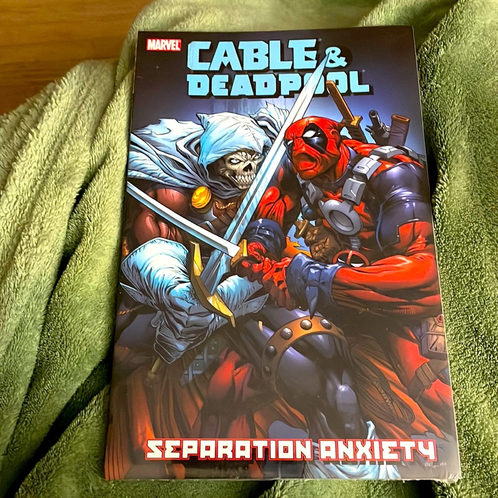 Cable & Deadpool - Picture 1 of 2